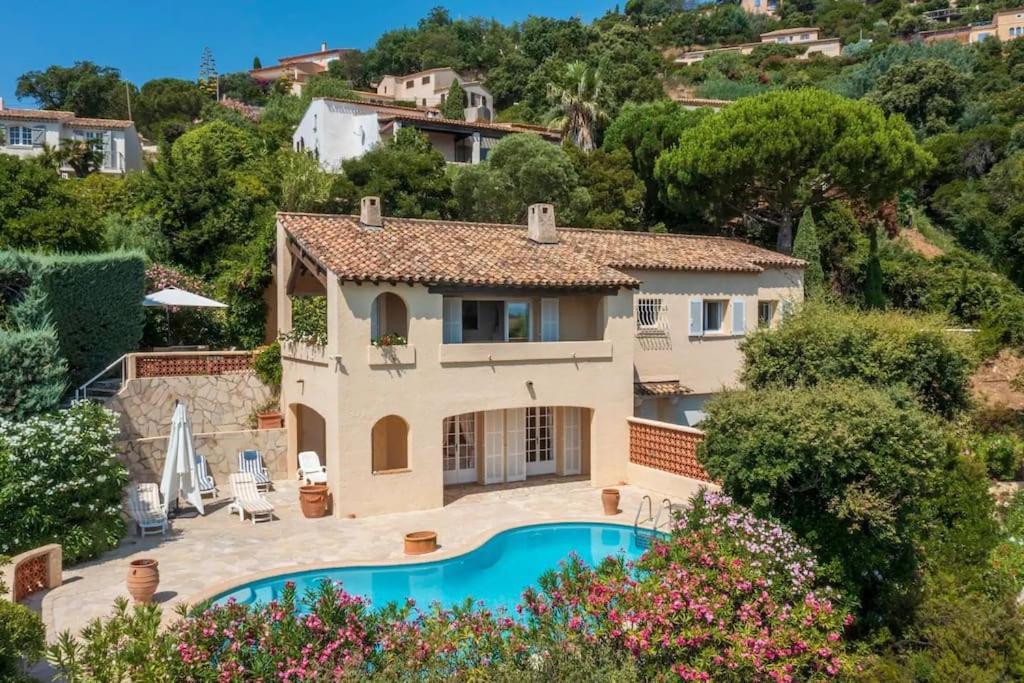 4-Star Private Villa With Heated Pool And Panoramic Sea View At Gulf De Saint Tropez Cavalaire-sur-Mer Exteriör bild